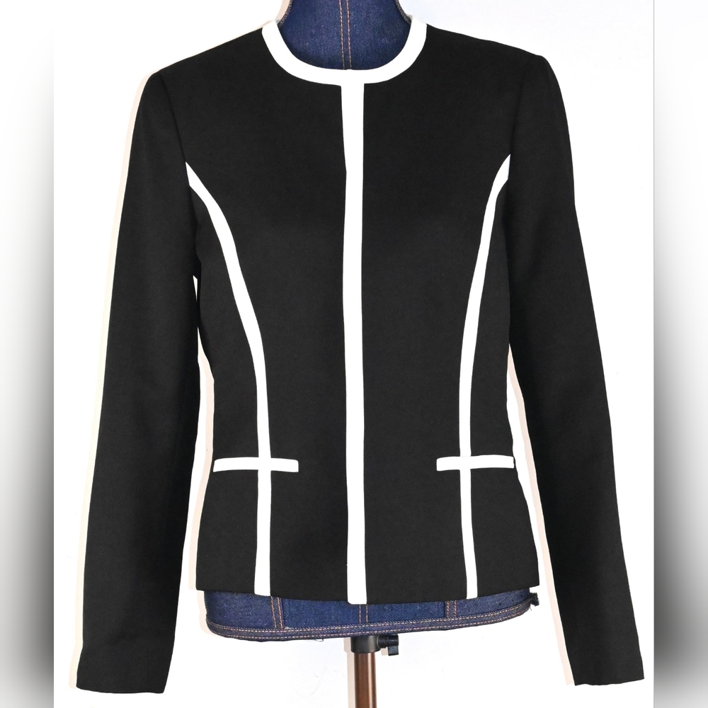 Black Label By Evan Picone of Kasper Group LLC, New York Black & White Blazer 8